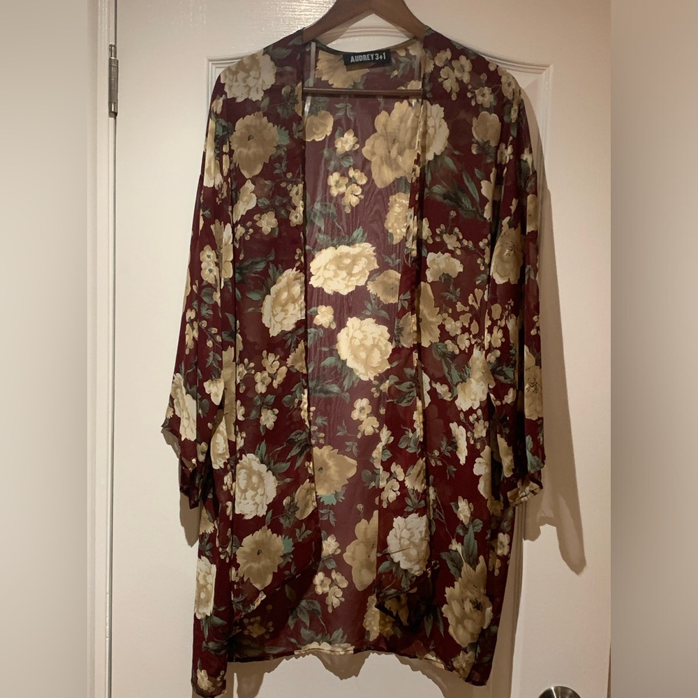 Audrey 3+1 floral sheer cover up, OS